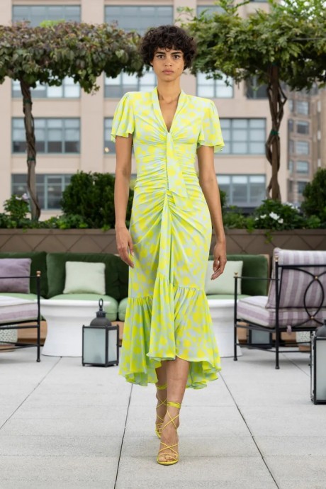 Коллекция Cinq à Sept Ready-To-Wear Весна-Лето 2024