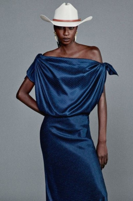 Коллекция ROBERTO CAVALLI CRUISE 2025