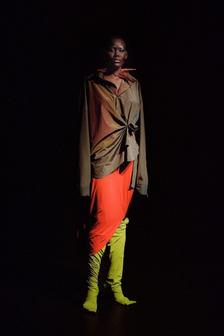 Коллекция Ernesto Naranjo Ready-To-Wear Осень-Зима 2021/2022