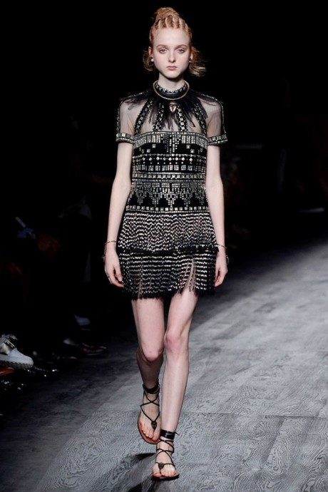 Модели коллекции Valentino