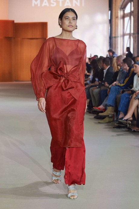 Высокая мода Mastani Resort 2025 Collection