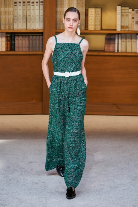 Модели коллекции Chanel Couture