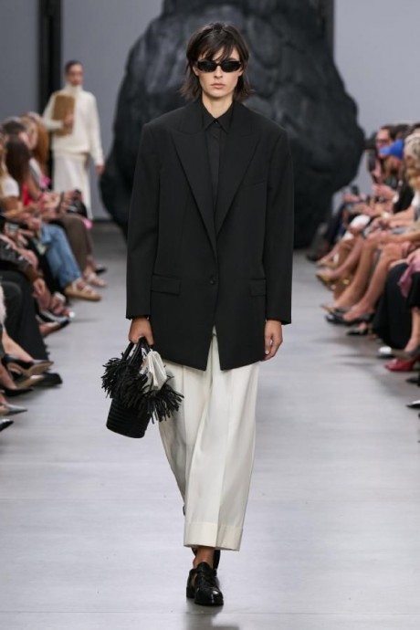 Коллекция Michael Kors Ready-To-Wear Весна-Лето 2025