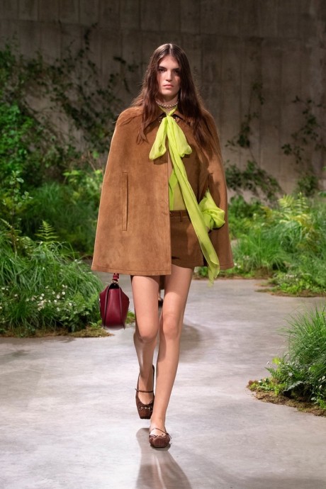 Высокая мода Gucci Resort 2025 Collection