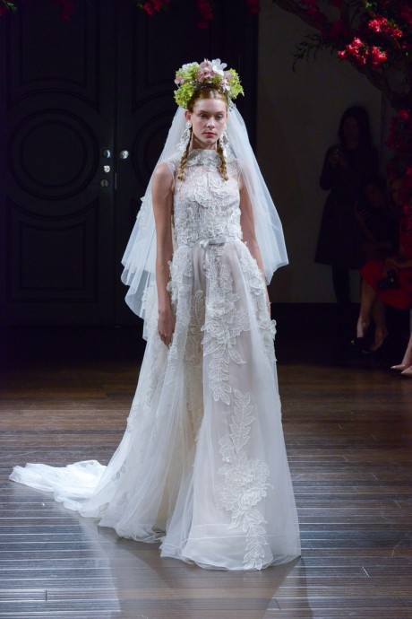 Модели коллекции Naeem Khan