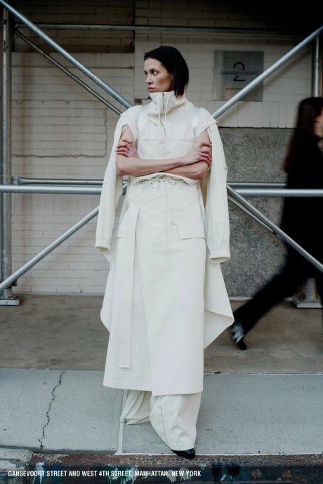 Обзор коллекции Helmut Lang Pre-Fall 2024