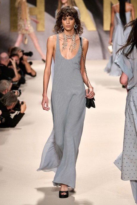 Коллекция Chanel Ready-To-Wear Весна-Лето 2022
