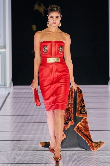 Коллекция Moschino Ready-To-Wear Осень-Зима 2022/2023