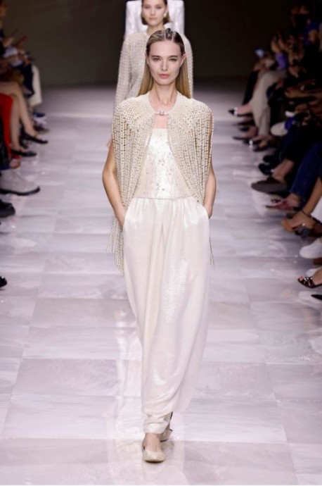 Armani Privé Осень/Зима 2024 Haute Couture