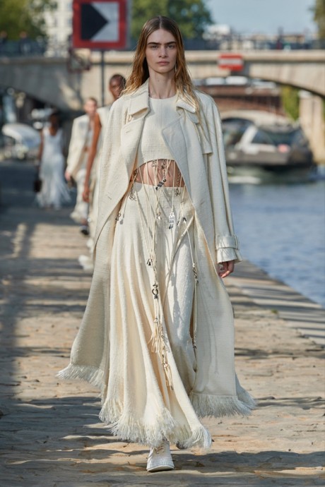 Коллекция Chloé Ready-To-Wear Весна-Лето 2022