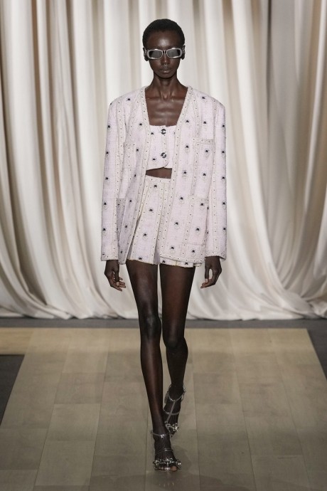 Коллекция Giambattista Valli Ready-To-Wear Весна-Лето 2024