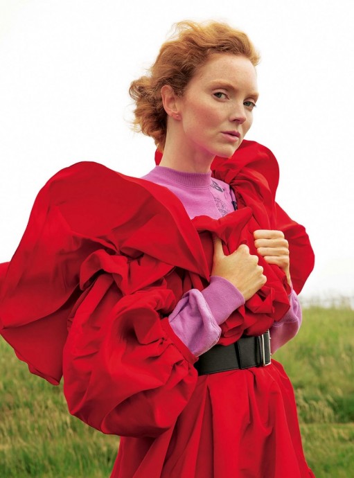 Лили Коул (Lily Cole) украсила страницы августовского выпуска The Sunday Times Style