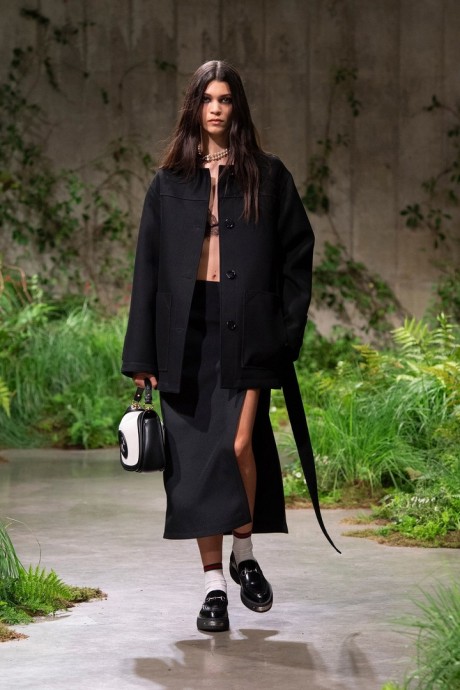 Высокая мода Gucci Resort 2025 Collection