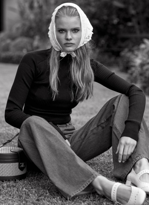 Зои Блум (Zoe Blum) в фотосессии для журнала Marie Claire Australia