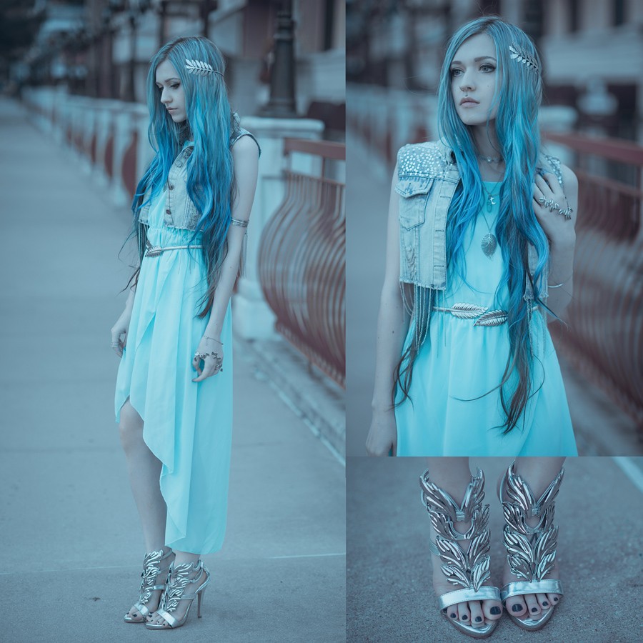 Look! Anya Anti Look! Anya Anti