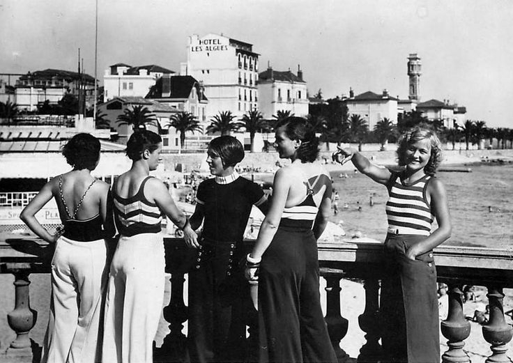 Женские брюки на фотографиях 1930-х годов.