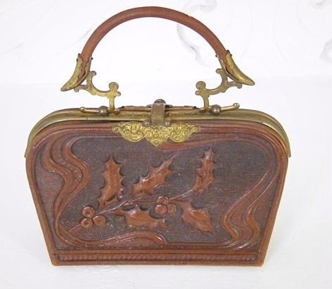 Кожаные сумочки 1910-х годов.