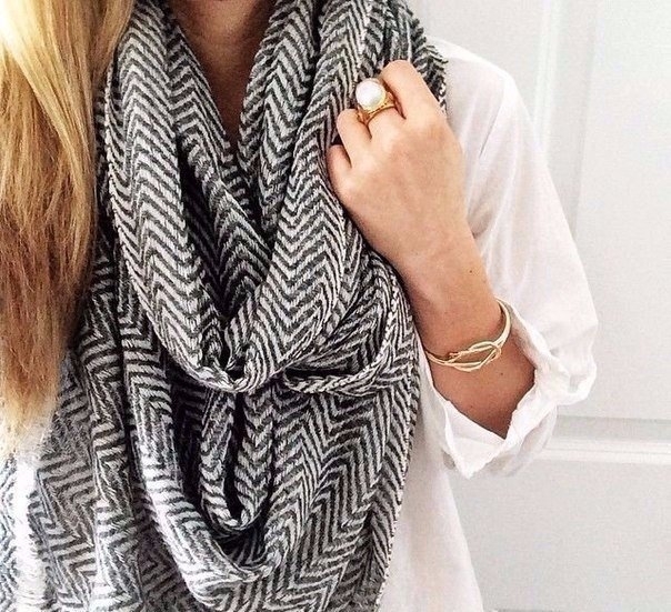 Несколько способов красиво повязать шарф