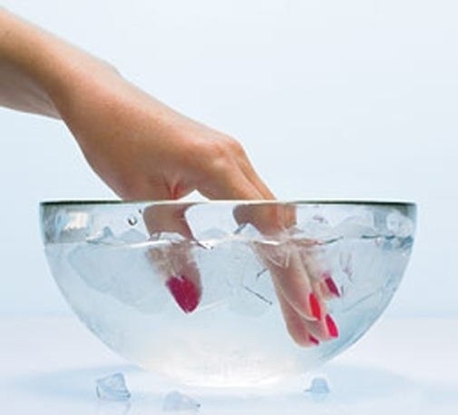 Укрепляющие ванночки для ногтей в домашних условиях.
