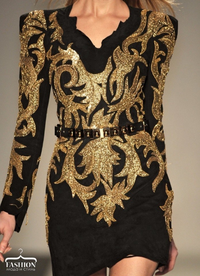 Изысканные платья. Шикарное цветовое  сочетание: черный+золото