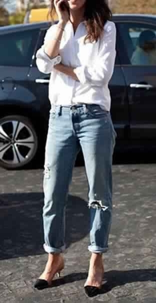 Бойфренды - рваные джинсы, которые носят как с туфлями и босоножками, так и с балетками и кедами.