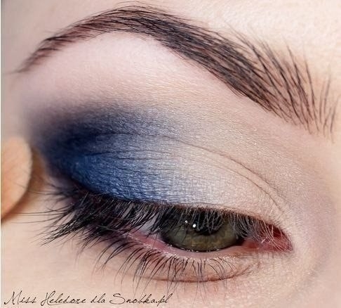 Фото-урок макияжа глаз Благородный синий