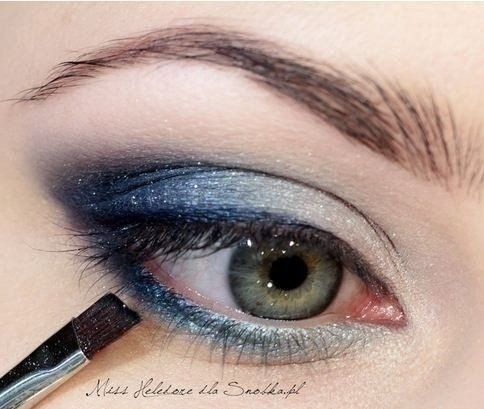 Фото-урок макияжа глаз Благородный синий