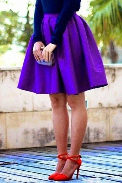 Стильные юбки насыщенного цвета.