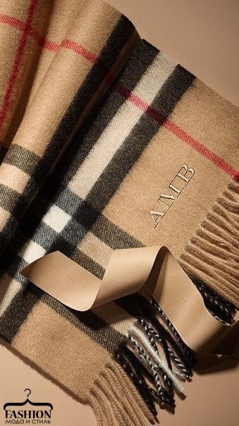 Стильная клетка от британского брэнда Burberry