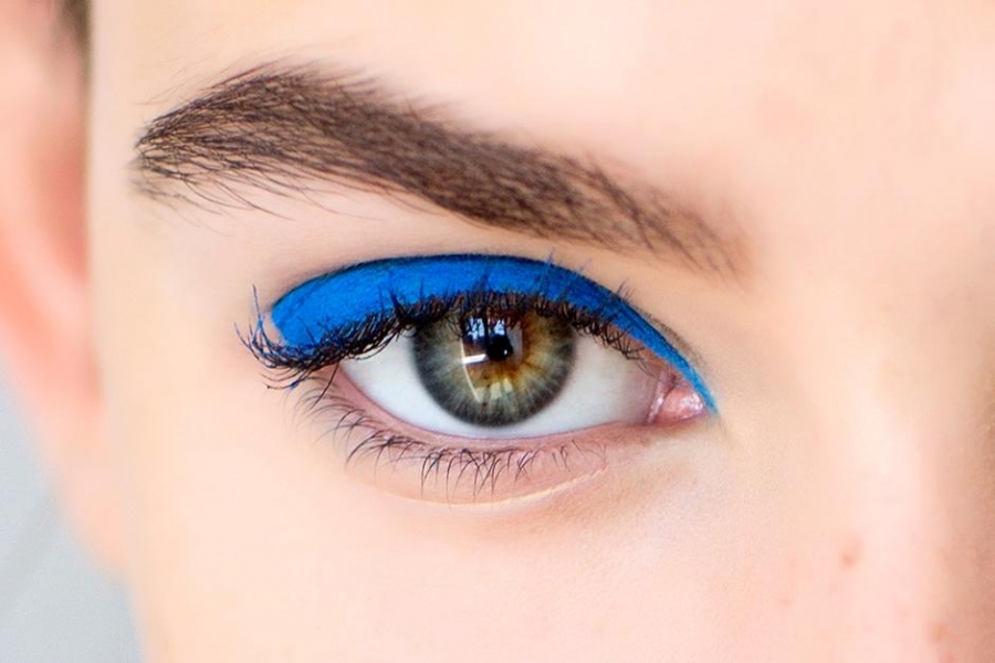 Beauty-тренд: макияж в синих тонах