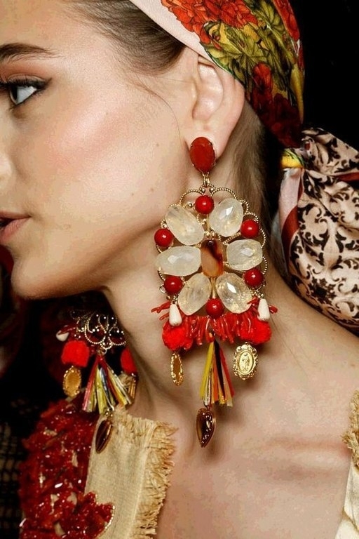 Сережки от Dolce and Gabbana. Как вам?