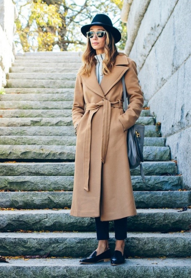 Максимум женственности: пальто с поясом