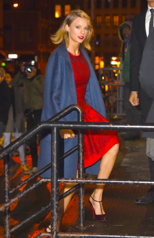 Lady in red: 11 образов с красными платьями Lady in red: 11 образов с красными платьями