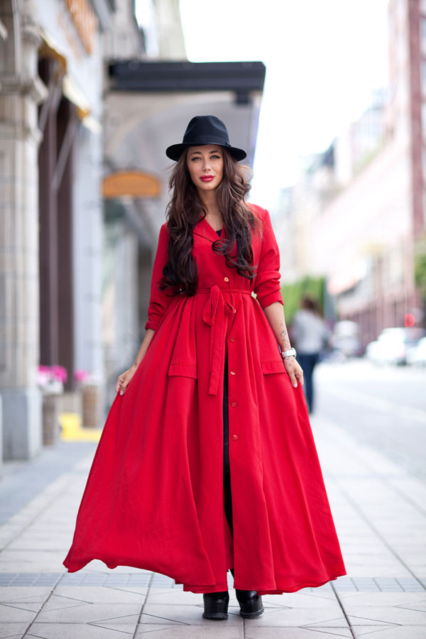 Lady in red: 11 образов с красными платьями