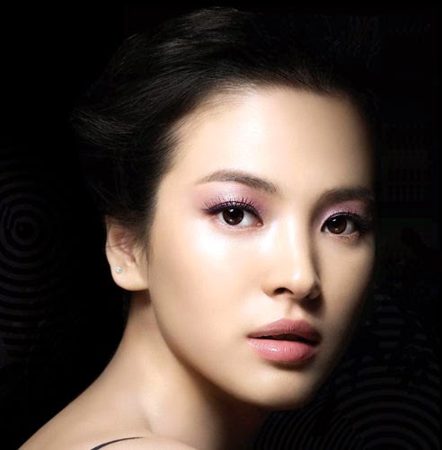Красота по-азиатски: какие пластические операции делают восточные девушки