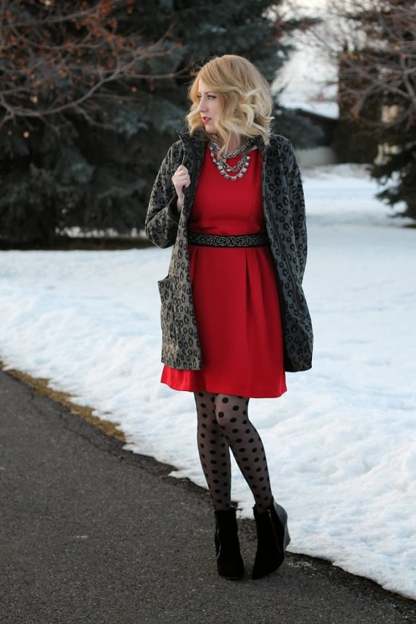 Lady in red: 10 нарядов на базе красного платья Lady in red: 10 нарядов на базе красного платья