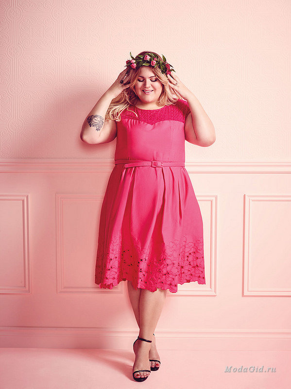 Креативный блоггер plus size Nicolette Mason: новые модные луки Креативный блоггер plus size Nicolette Mason: новые модные луки