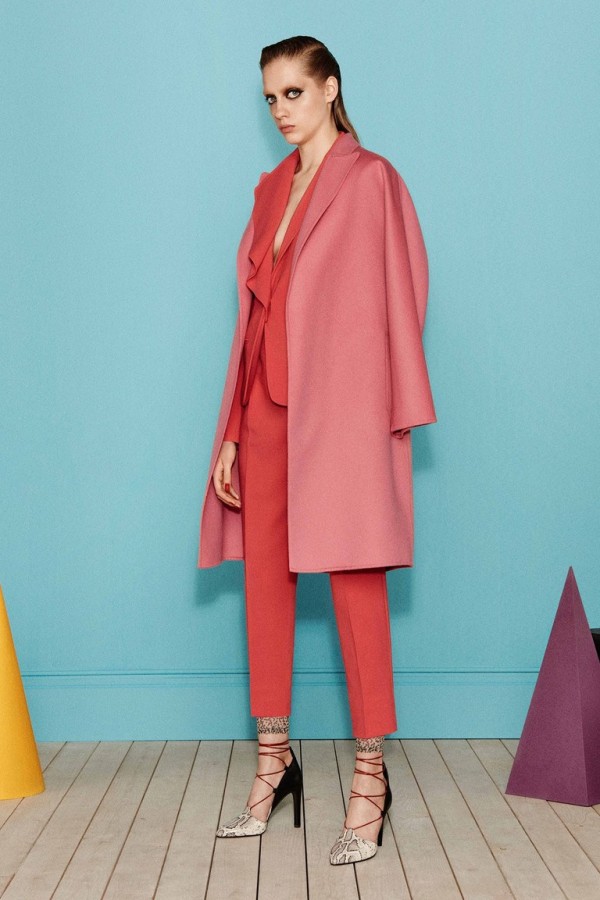 Модный сезон весна–лето 2017 в новой коллекции Max Mara Модный сезон весна–лето 2017 в новой коллекции Max Mara