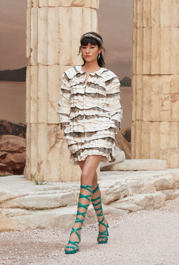 Chanel, коллекция весна–лето 2017: главные моменты показа Chanel, коллекция весна–лето 2017: главные моменты показа