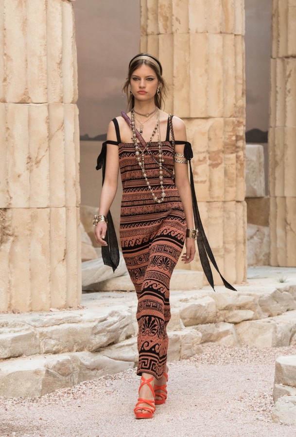 Chanel, коллекция весна–лето 2017: главные моменты показа Chanel, коллекция весна–лето 2017: главные моменты показа