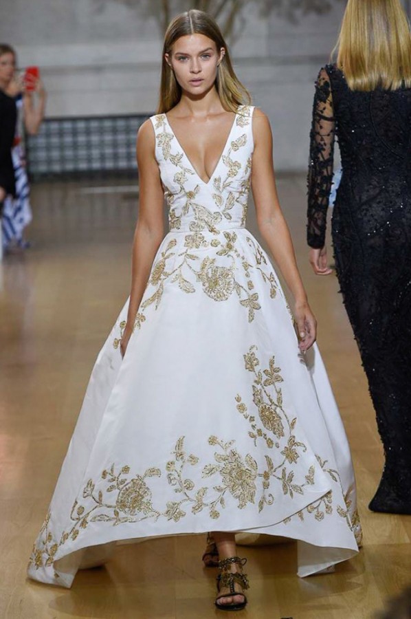 Неделя моды в Нью-Йорке: Oscar de la Renta весна-лето 2017 Неделя моды в Нью-Йорке: Oscar de la Renta весна-лето 2017