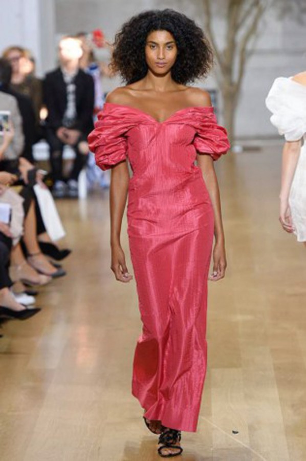 Неделя моды в Нью-Йорке: Oscar de la Renta весна-лето 2017 Неделя моды в Нью-Йорке: Oscar de la Renta весна-лето 2017