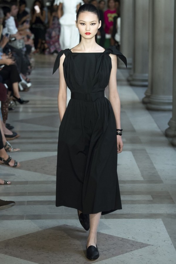 Carolina Herrera весна-лето 2017 Carolina Herrera весна-лето 2017