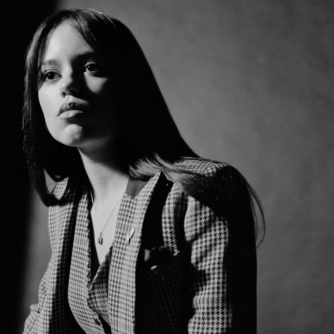 Дженна Ортега (Jenna Ortega) в фотосессии для New York Times (2022)