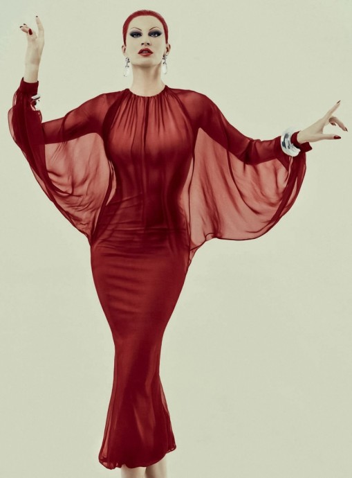 Жизель Бундхен стала геpoиней мартовского номeра Vogue Italia