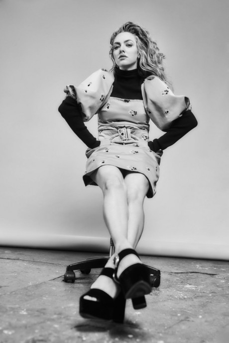 Аманда Сайфред (Amanda Seyfried) в фотосессии для журнала Backstage (2022) Аманда Сайфред (Amanda Seyfried) в фотосессии для журнала Backstage (2022)
