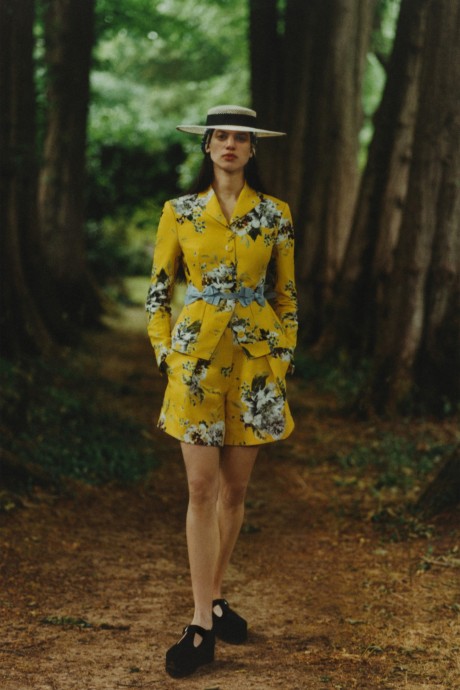 Модели коллекции Erdem Resort