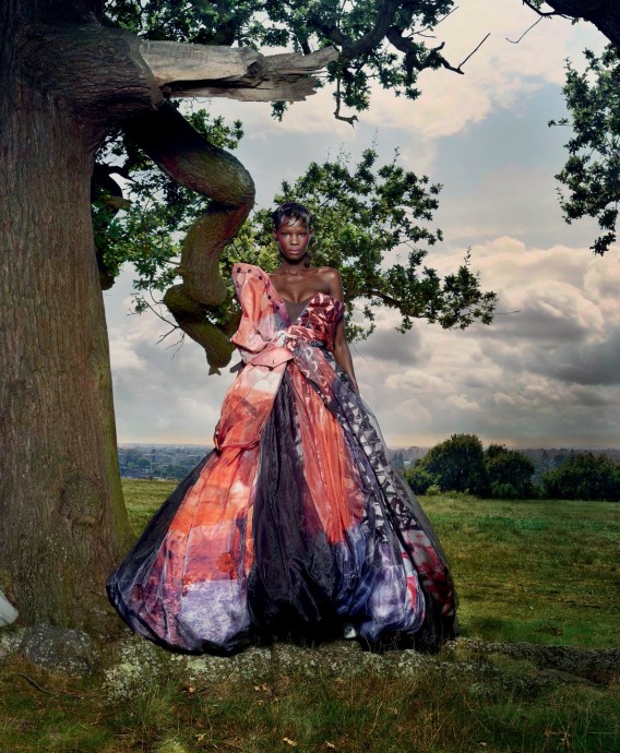 Jourdan Dunn & Others for British Vogue by Nick Knight