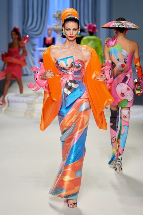 Коллекция Moschino Ready-To-Wear Весна-Лето 2023