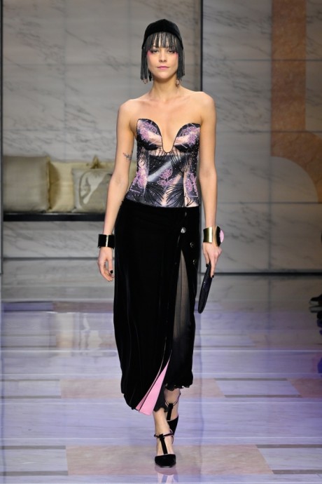 Коллекция Giorgio Armani Ready-To-Wear Осень-Зима 2023 Коллекция Giorgio Armani Ready-To-Wear Осень-Зима 2023